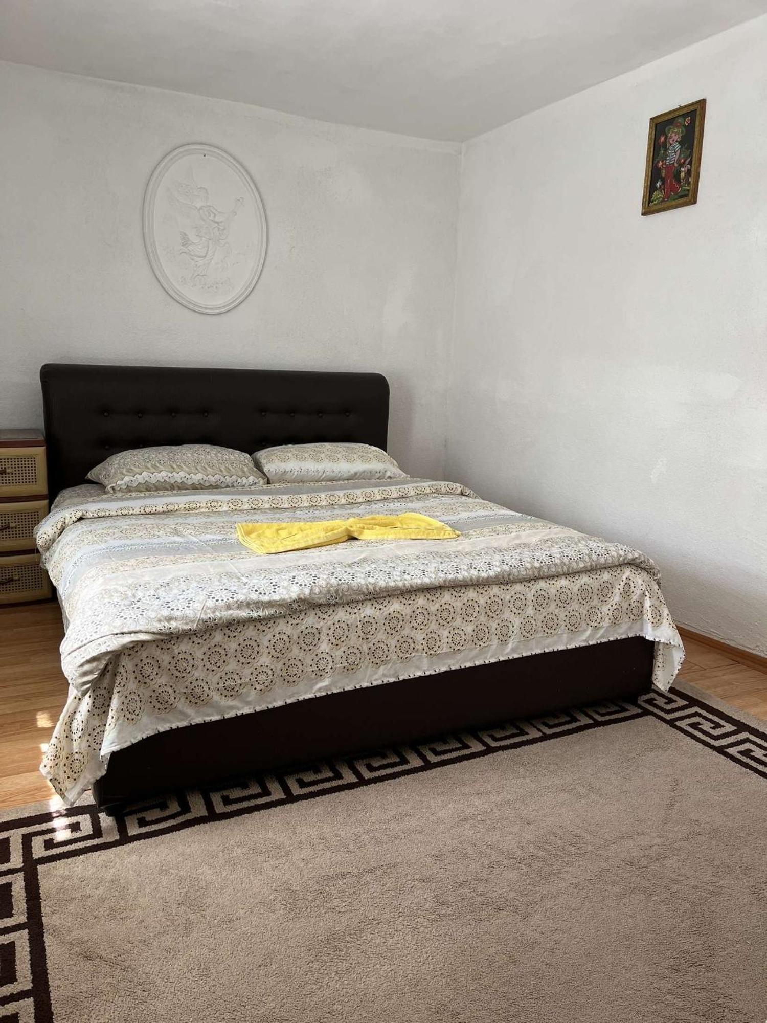Guest House Guri Vusanje Luaran gambar